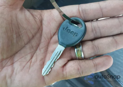 2000 Jeep Cherokee Sport из США, поврежденный, VIN 1J4FF48S4YL240064